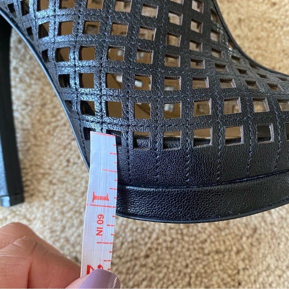 🚫Sold Ⓜ️erc🅰️ri Michael Kors Caged Heels 7.5 - Picture 10 of 11
